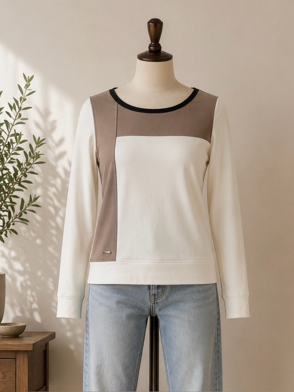 Lolë Color Block Modal Blend Stretch Pullover Sweatshirt Neutral Fits small